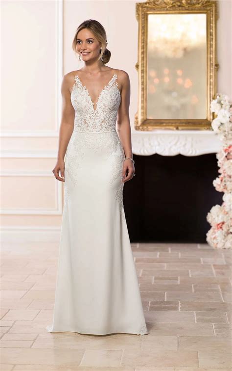 Simple And Sleek Wedding Gown Stella York Wedding Dresses