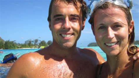This Couples Lost Camera Of Wedding And Honeymoon Photos Found Washed Ashore