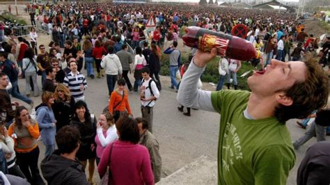El Congreso Da Luz Verde A Multar A Los Padres De Los Menores Que Beban Alcohol Noticias Y