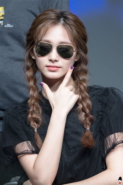 Tzuyu Pics Tzuyudot Twitter Twice Cute Sunglasses Kpop Girls