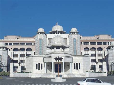 The prime minister leads the executive branch of the government, oversees economic growth, leads the national assembly. The Prime Minister's House, Islamabad - Paktive