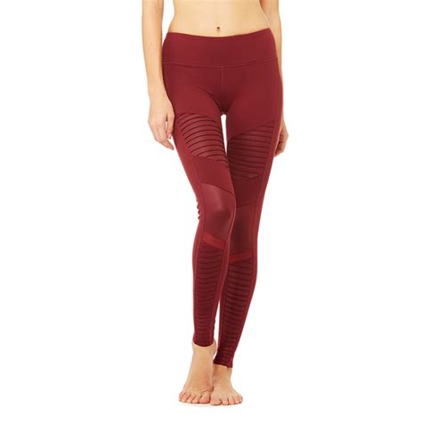 The Best Yoga Pants According To Yoga Instructors Whowhatwear