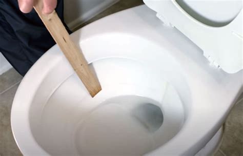 How To Adjust Water Level In The Toilet Bowl Toiletseek