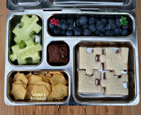 A Puzzling Lunch In A Planetbox With Images Holiday Lunch Kids