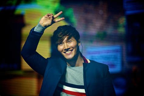 Recently, the cast of running man appeared on the debut episode of its chinese adaption. KIM JONG KOOK