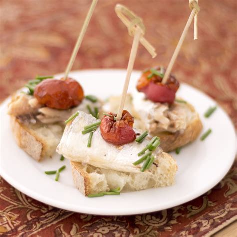 Easy 30 Minute Spanish Appetizers For A Pintxo Party Donostia Foods