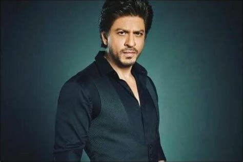 Unseen Photo Of Shah Rukh Khan From His Alibaug Farmhouse During New Year 2023 Goes Viral