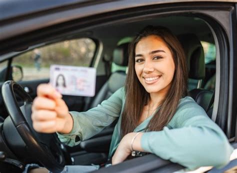 ¿cómo Tramitar La Licencia De Conducir Por Primera Vez