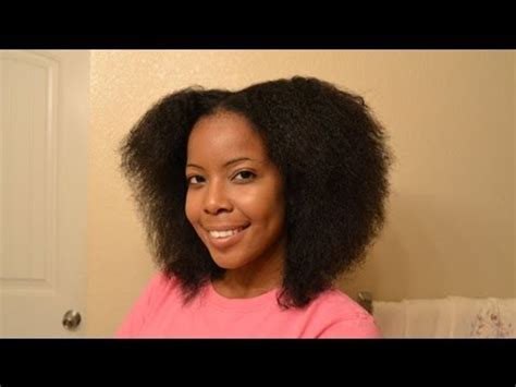 Here's a quick & easy tutorial on how i've been stretching my type 4 natural hair for the past year. How to: Banding: Stretching Natural Hair with NO HEAT ...