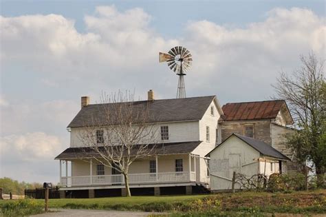 Swartzentruber Amish Pt 2 Amish House Amish Farm Farmhouse Remodel