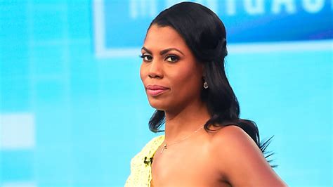 omarosa releases tape of lara trump offering her campaign job us weekly