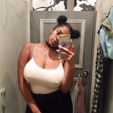Huge Hangers Bigger Breast Big Tits Ebony Curves Selfie Guys