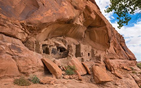 Bluff Utah The Largest Native Americangoverned Territory In The