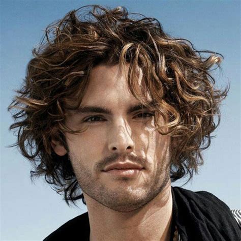 39 Sexy Messy Hairstyles For Men 2021 Haircut Styles