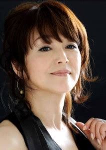 9:25 sugarkato 4 907 743 просмотра. 岩崎宏美と結婚した夫・今拓哉と父親との確執!妹・岩崎良美 ...