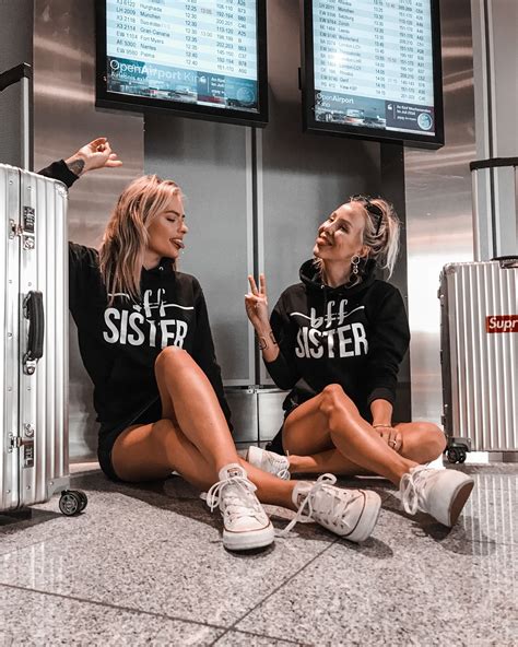 Bff Friendship Goals Twinstyle Fashion Blondes Best Friend Best