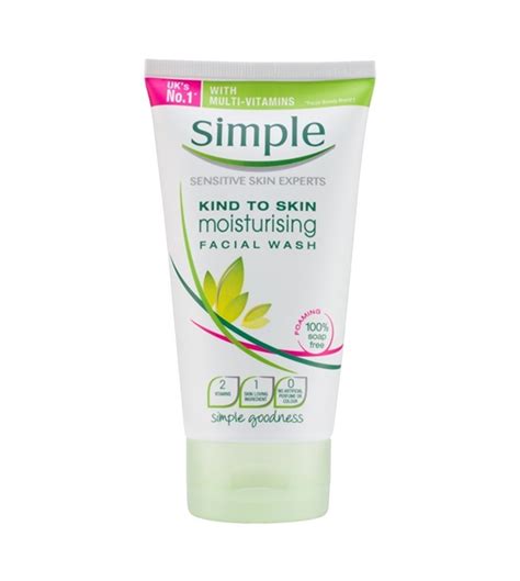 Sữa Rửa Mặt Simple Kind To Skin Moisturising Facial Wash