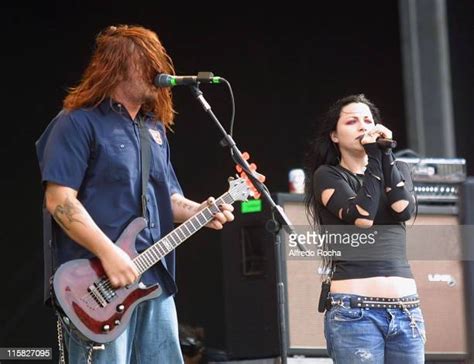 Amy Lee And Shaun Morgan Photos And Premium High Res Pictures Getty