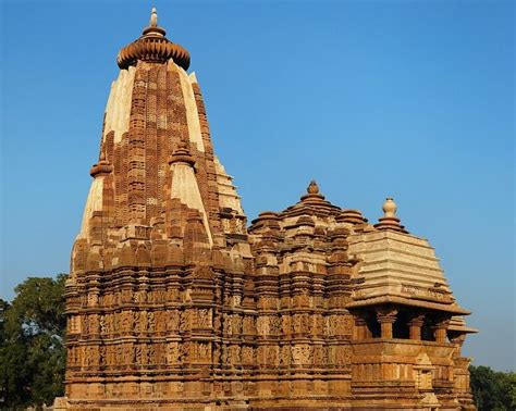Devi Jagadambi Temple Khajuraho Historical Temples Ancient Temples