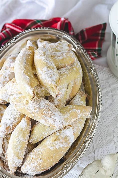The observance of christmas developed gradually over the centuries, beginning in ancient times; Pin by Monica Torres on Monica J. C. in 2020 | Polish desserts, Polish cookies, Recipes