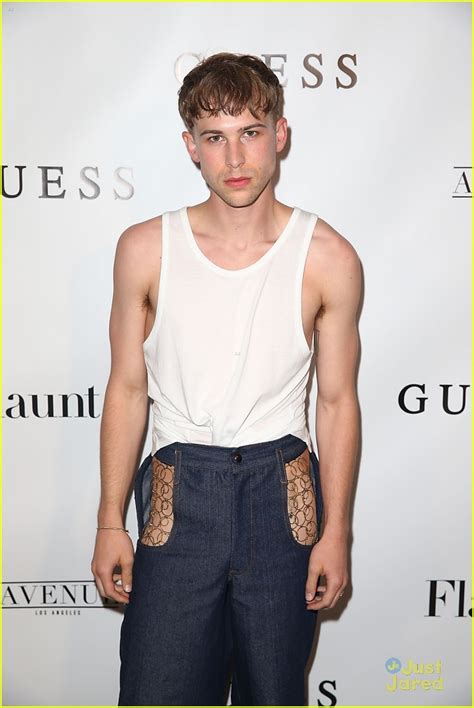For a year now, i have been privately identifying and living as a woman—a trans woman. '13 Reasons Why' Star Tommy Dorfman Is 'Spontaneous' & We ...