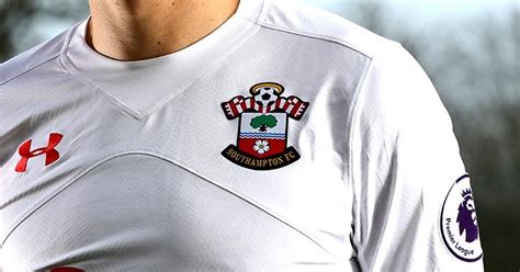 Highlights from the premier league match at st mary's stadium, on saturday 18th january 2020, as wolverhampton wanderers came from two goals down to beat. Southampton 16-17 Ausweichtrikot veröffentlicht - Nur Fussball