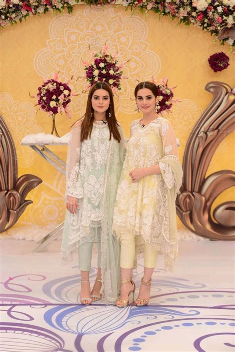 Pin By Mano👸 On Aineeb Pakistani Bridal Dresses Designer Dresses