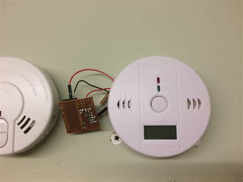Carbon monoxide detector can help you and keep you safe. Hacking 433Mhz support into a cheap Carbon Monoxide ...