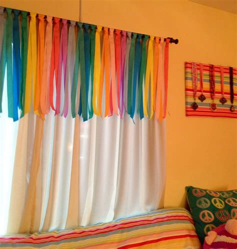 Beautiful Colorful Curtain Ideas To Make Amazing Scenery In Your Home