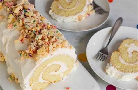 boxed cake mix recipes turn this staple into 20 desserts
