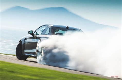 Three letters that give every sports car fan goose bumps. BMW M3（E30）／M3 CSL（E46）／M2コンペティション | AUTOCAR JAPAN