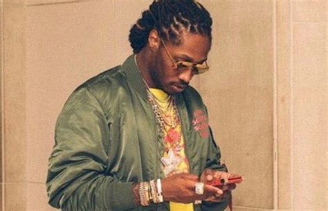 Fans Keep Using These Funny Future Memes For Trending