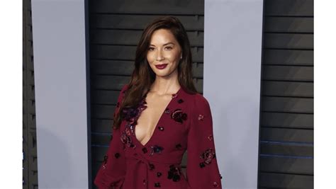 Olivia Munn Ruined Thanksgiving With Undercooked Turkey 8days
