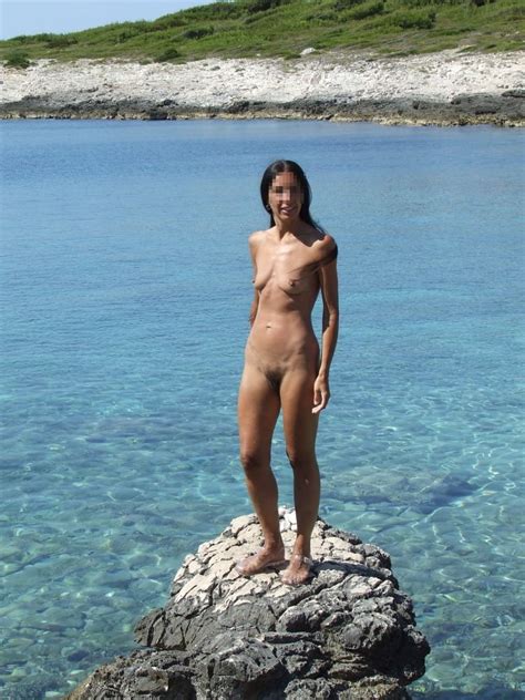 I Nostri Mozziconi Nudi Su Una Spiaggia Nuda Di Ahcpl Ragazze Nude E