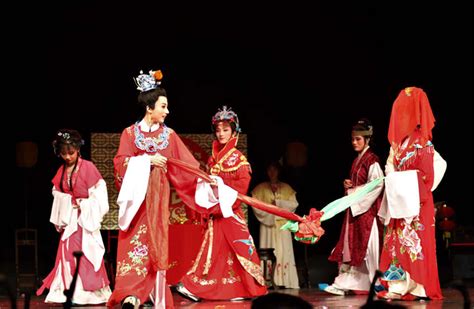 Yue Opera Shanghai Chinese Opera Chinese Culture Easy Tour China