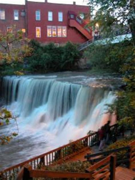 Nepali made office revolving chair with hydraulic at reasonable cost. WaterFalls of the Lake Erie Watershed