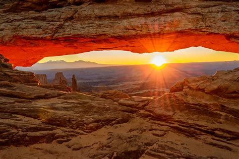 Mesa Arch Sunrise Island In The Sky Canyonlands Np Moab Ut Rking 15