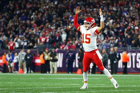 Did Patrick Mahomes Mean To Hit Tyreek Hill With Td Pass