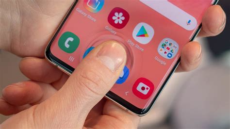 Does The Galaxy S10 And S20 Fingerprint Sensor Work With Screen