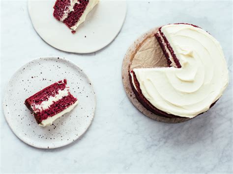 Red velvet cake recipe with a delicious tang from the buttermilk, hints of cocoa, a moist, light crumb, and the best cream cheese icing! Mimis Red Velvet Cake Recipe - Food.com