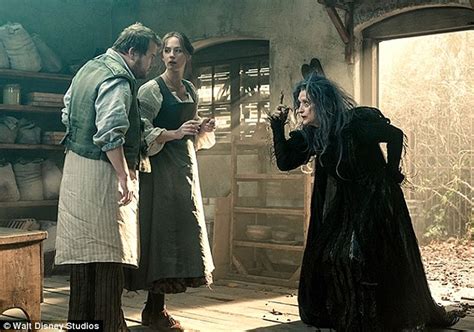 Meryl Streep Towers Over The First Into The Woods Poster As The Menacing Witch Daily Mail Online