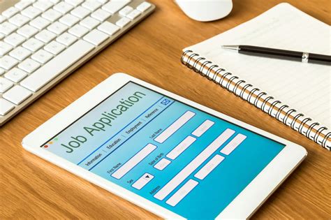 Job Applicant Tracking Secrets To Get The Interview For Your Dream Job