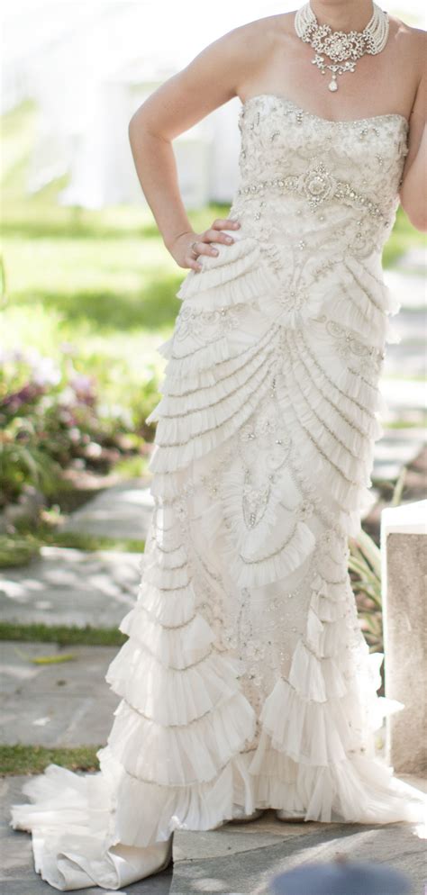 Paola lázaro is a puerto rican actress and dramatic writer who currently portrays juanita sanchez, better known as princess, in season 10 of the amc. Lazaro 3059 Used Wedding Dress Save 30% - Stillwhite