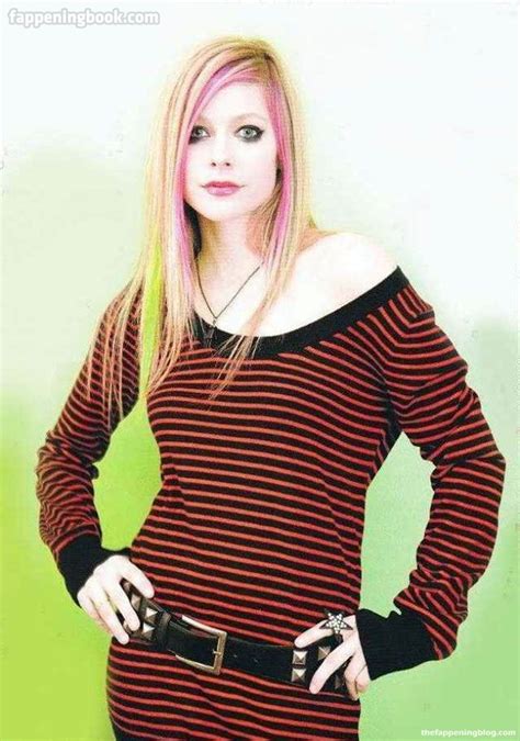 Avril Lavigne Nude Fappedia