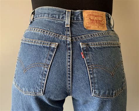Levis 550 Vintage High Waist Relaxed Fit Tapered Leg Denim Jeans Women S 26x28 Levis