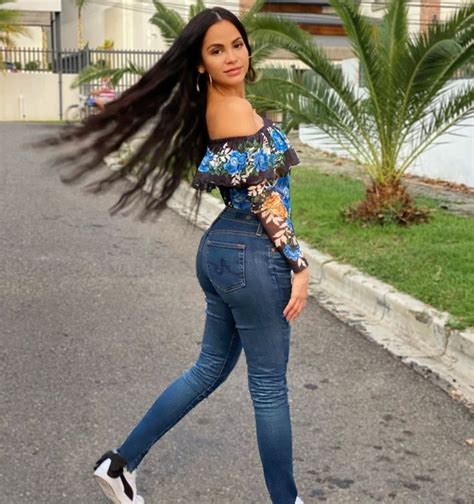 De Espalda Y Con Pantalón Ajustado La Foto De Natti Natasha Que Se