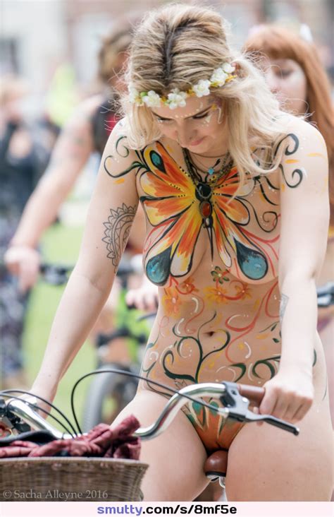 Bodypaint Smile Bicycle Smiling Cyclerotica Outdoor Bike Redhead