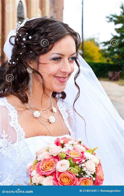 Bride At The Church Stock Image Image Of Holding Flower 21801049