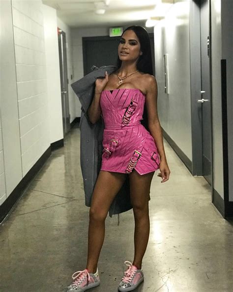 Billboard's artist to watch natti natasha returns with a sizzling video for amantes de una noche with none other than mr. Criminal: Quién es Natti Natasha, la bomba sexy detrás del ...