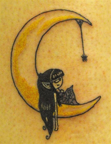 Tattoos Designs Moon Tattoo Designs